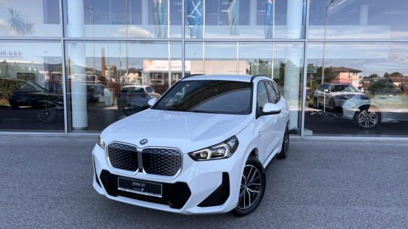 BMW iX1 xDrive30