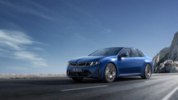 Exkluzívna premiéra BMW i3 Sedan.