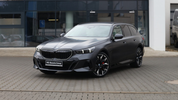 BMW 550e xDrive Touring
